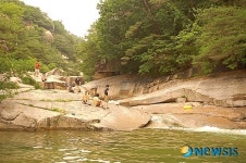 8월의 가볼만한 곳-선유계곡 제5곡 와룡폭포