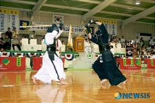 경북 경산시서 전국 검객 한판 승부