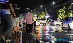 광화문 광장 차도-인도 위험