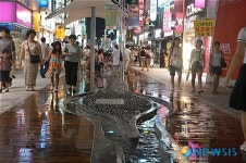 포항시 도심 중앙상가 실개천 누수 발생 부실시공 의혹