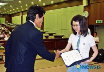 농어촌공사 군산지사 천사회 장학금 전달