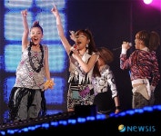 아시아송페스티벌 신인상 2NE1의 신나는 무대