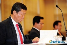 SSM규제 검토하는 제주 김용하 의장