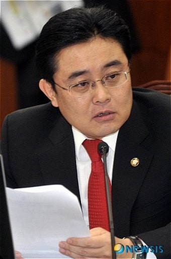 전병헌 의원, '증인 불출석 말도 안돼'
