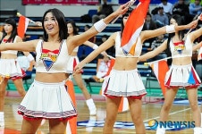 경기 시작합니다.