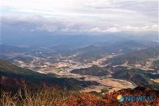 정상에서 내려본 산청군