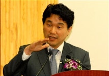 강연하는 이주호 차관
