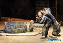 샘이 품어왔던 마을 사람들의 이야기