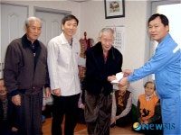 환여동주민센터, 포스코생산기술부와 함께 관내 경로당 위문