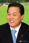 웃음짓는 박완수 창원시장