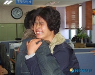 유전자 분석…21년 헤어진가족 눈물상봉