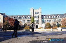 강추위속 겨울연가 촬영지 방문 관광객