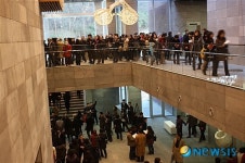 포항시립미술관 개관기념전 ‘성황’