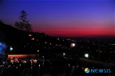 새아침 밝아오는 청운공원