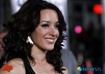 제니퍼 빌즈의 미소