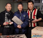 전통 자개 브랜드 랑 을 만드는 장인 3인방