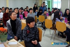 감동이 있는 소박한 졸업식