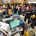 폐휴대폰, 폐PC에서 금 찾자