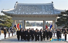 자유선진당 국립 서울 현충원 참배