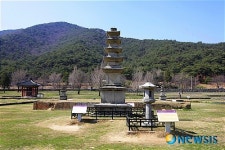 성주사지 전경