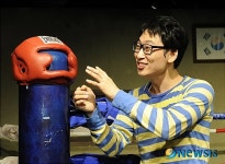 권투 체육관에서 벌어지는 이야기 연극 이기동 체육관