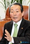 김학송 국방위원장 기자간담회