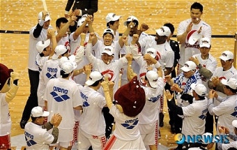 2009-2010 통합우승 차지한 울산모비스