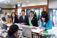 보은농협중앙지점자판기 | [소식]이종환 총재 보은농협서 일일 지점장 활동