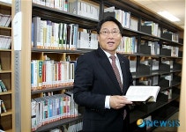 염포양정도서관 시설 점검하는 강석구 구청장
