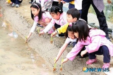 모심는 어린이들