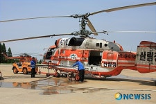 익산항공관리소, 헬기 2대 투입 재선충 항공방제