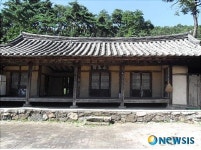 충북도 문화재자료로 지정되는 옥천 도농리 영모재