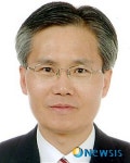 법원공무원교육원장에 강영욱씨