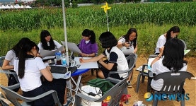 그림은 친구들과 함께