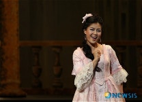 웃기고 아름답다, 오페라 돈 빠스꽐레