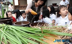 단오절, 창포물에 머리 감는 어린이