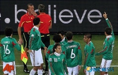 [2010WC]치명적인 오심, 잉글랜드·멕시코 울렸다