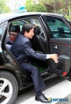 택시로 출근하는 우건도 충주시장