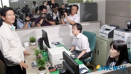 수원역 365 경기도청 민원센터 둘러보는 김문수 경기지사