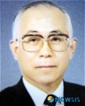 이세중변호사사무소 | 변협 인권재단 이사장에 이세중 변호사