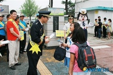 대구 중부경찰서 민-관 아동성폭력 예방 캠페인 실시