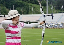 전국 궁사들 밀양에 모였다.