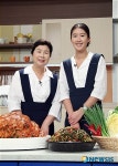 주식회사 더광고 | '홍진경 더김치', 론칭 5주년 매출 300억 '대박'