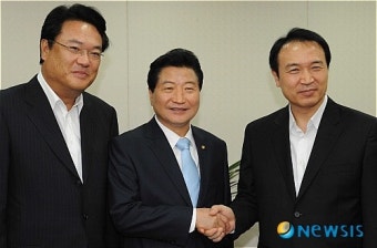 안상수 대표 축하 청와대 임태희.정진석 비서실장 ,정무수석 내정자