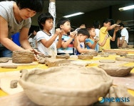 선생님과 함께하는 도자기 체험
