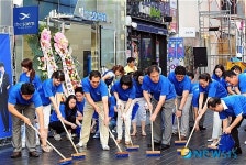한국화장품 더 샘, 명동 1호점 오픈