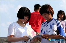 인기실감 지소연