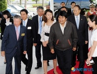 LG화학기술연구원 방문한 볼리비아 대통령