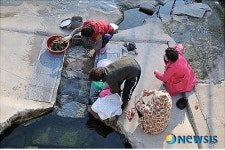 물사랑 사진공모전 은상, 김동환作 빨래터