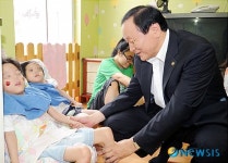 산림청장, 중증장애인 요양시설 평강의집 위문